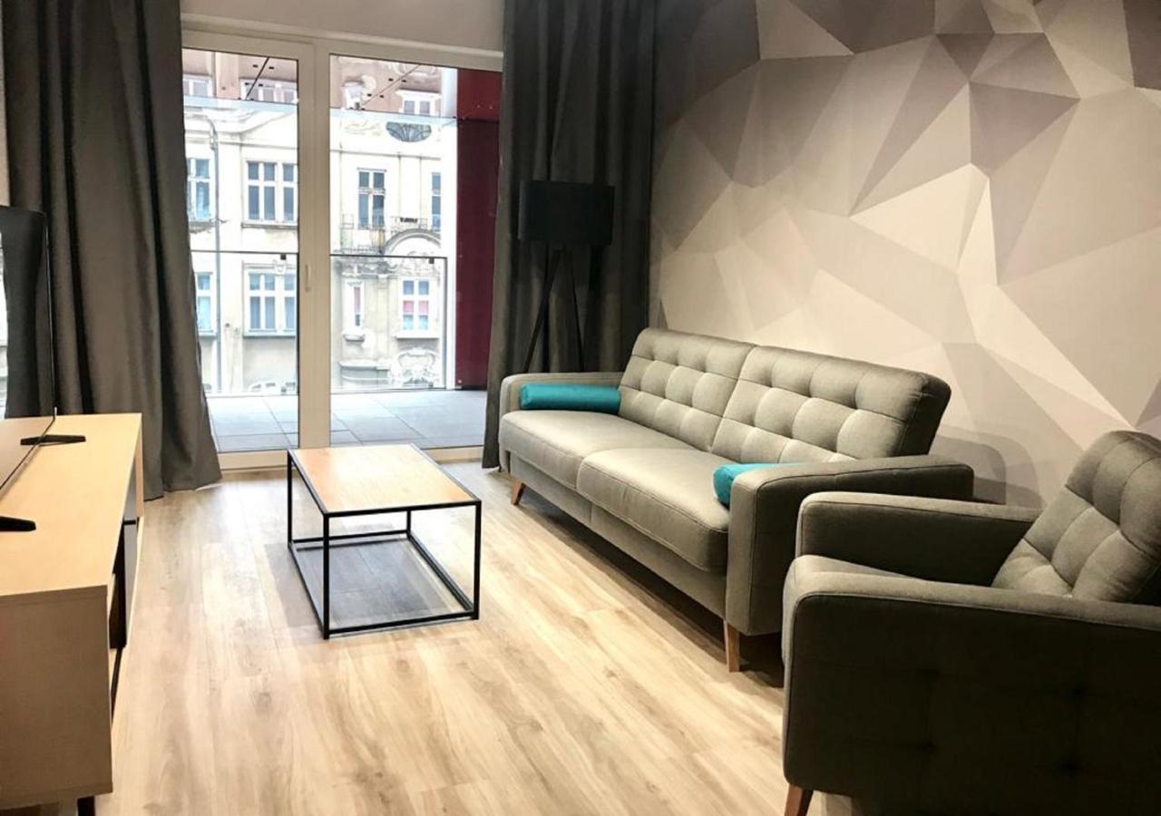 Apartamenty Zajezdnia Mtp Poznań Esterno foto