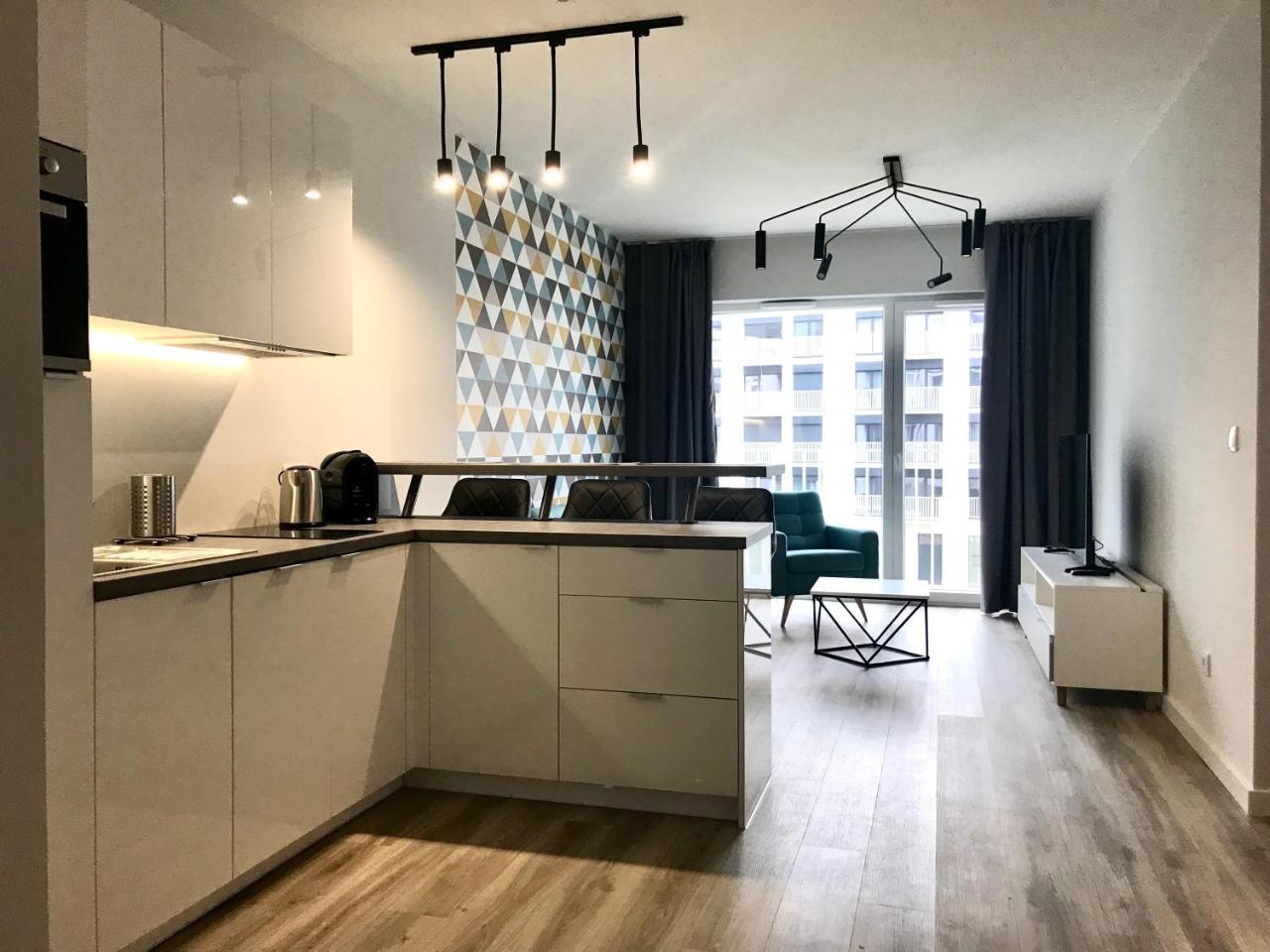 Apartamenty Zajezdnia Mtp Poznań Esterno foto